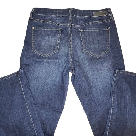 DKNY Jeans Size 8 / 30 Straight Leg Mid Rise Cropped Dark Wash Blue Denim - Picture 7 of 10